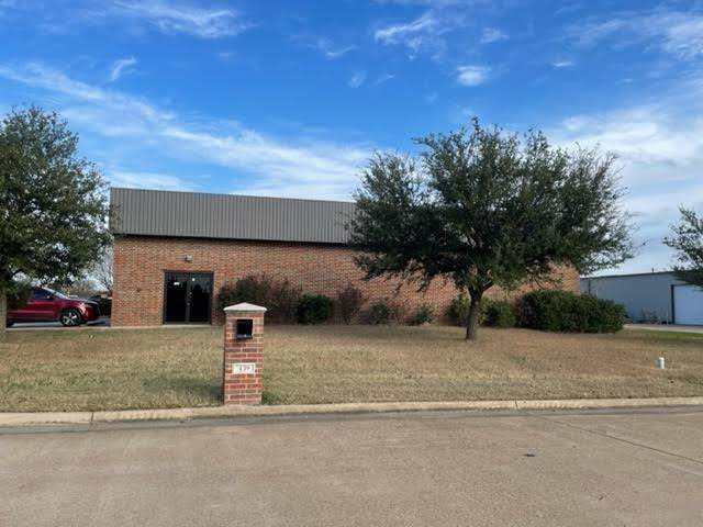 439 Aston Drive - Photo 1