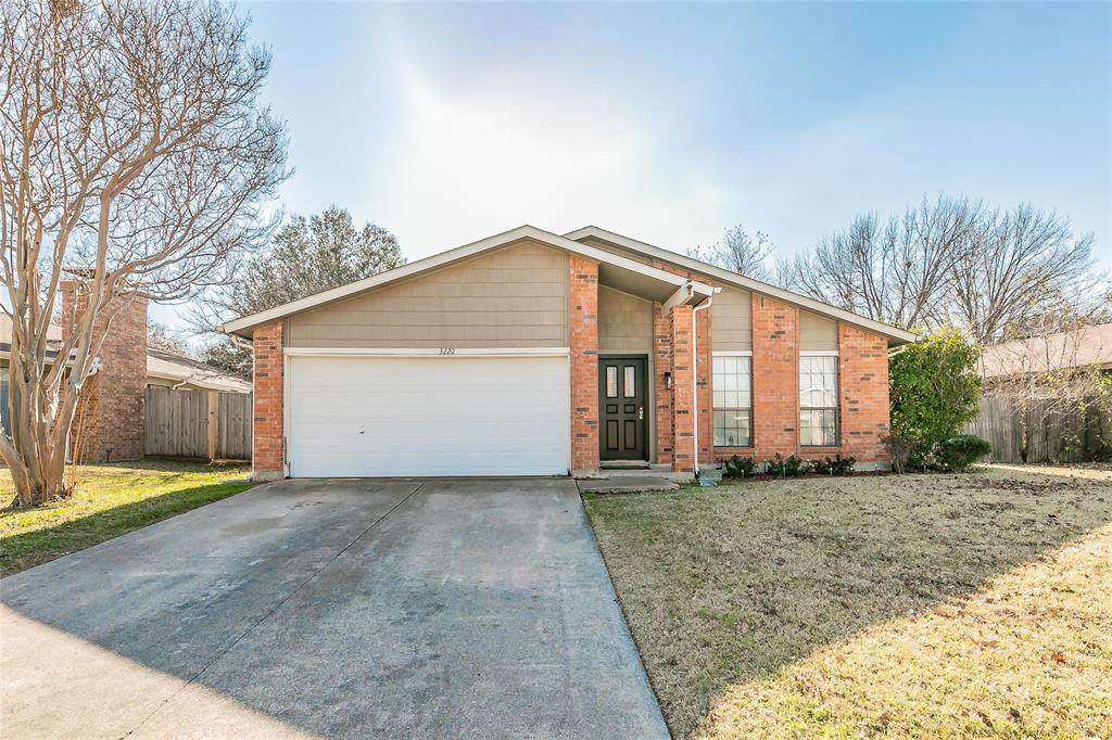 3220 Redwood Street - Photo 1
