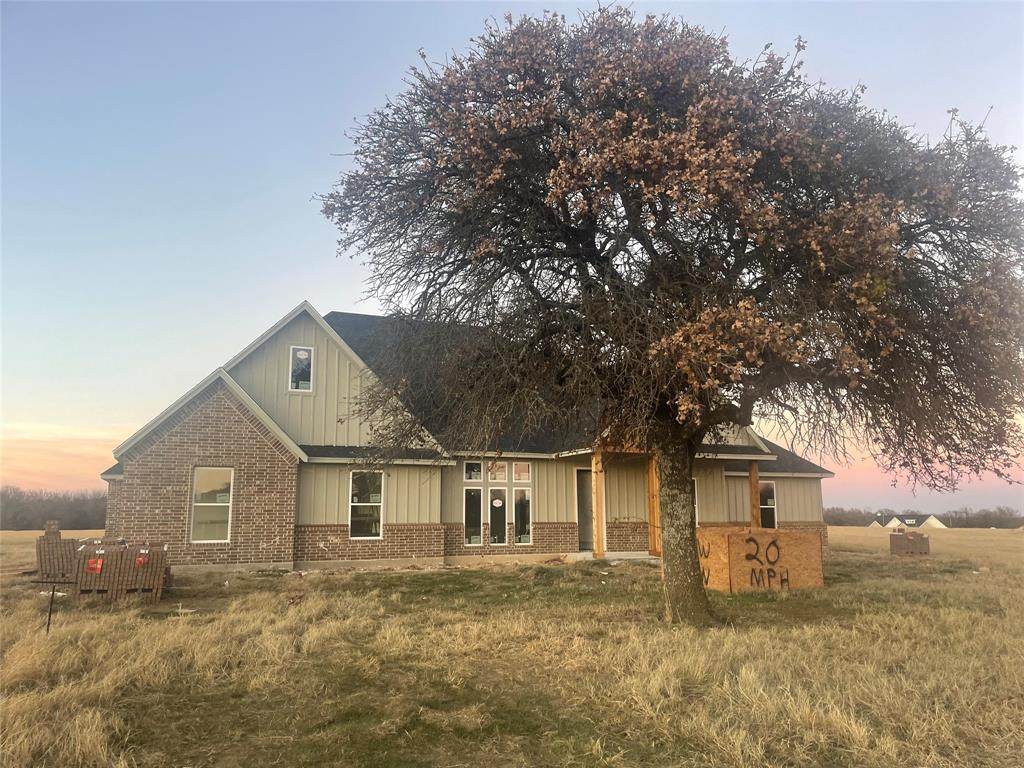 1057 Paradise Parkway - Photo 1