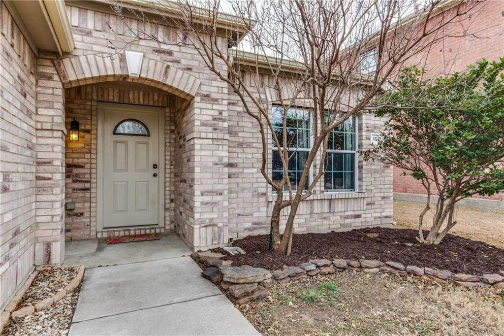 1617 Princess Lane - Photo 1