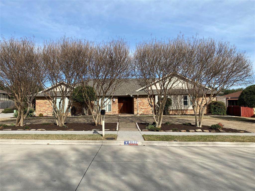 3037 Robin Road - Photo 1