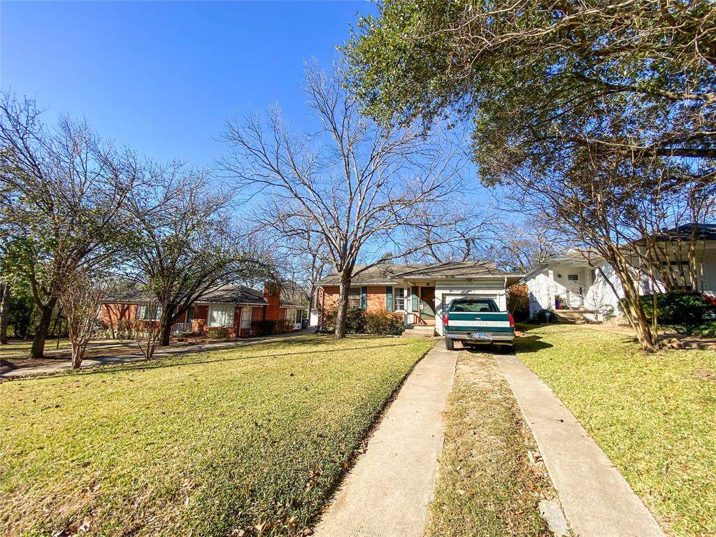 1811 Loving Avenue - Photo 1