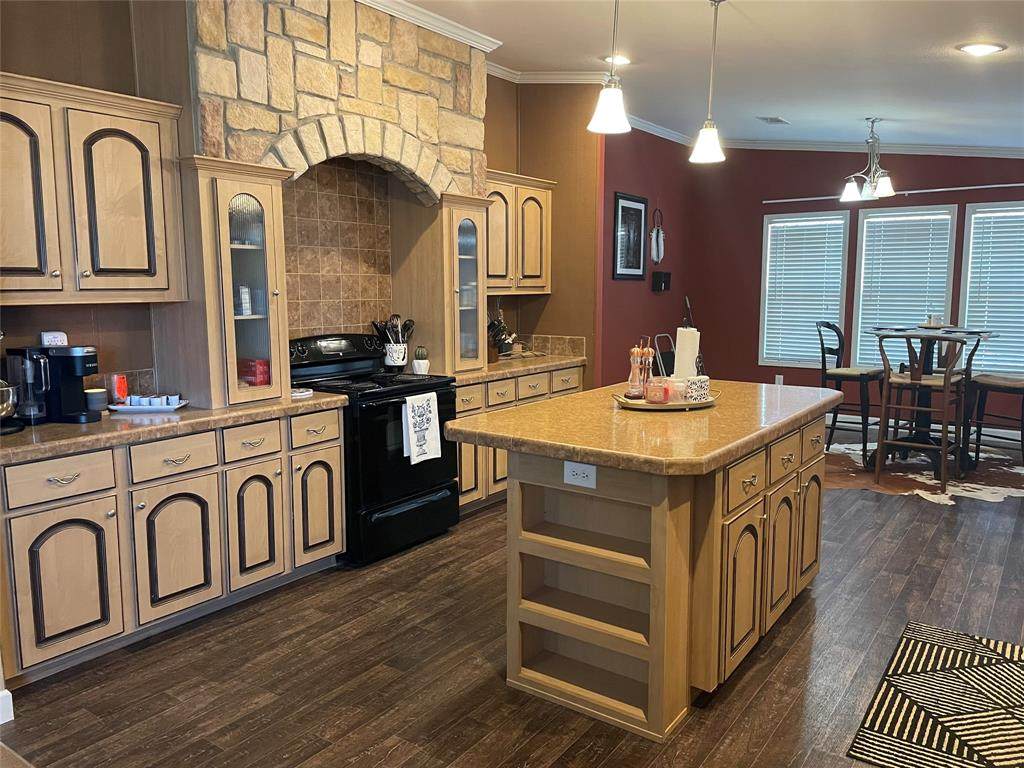 213 Gandy Street - Photo 1