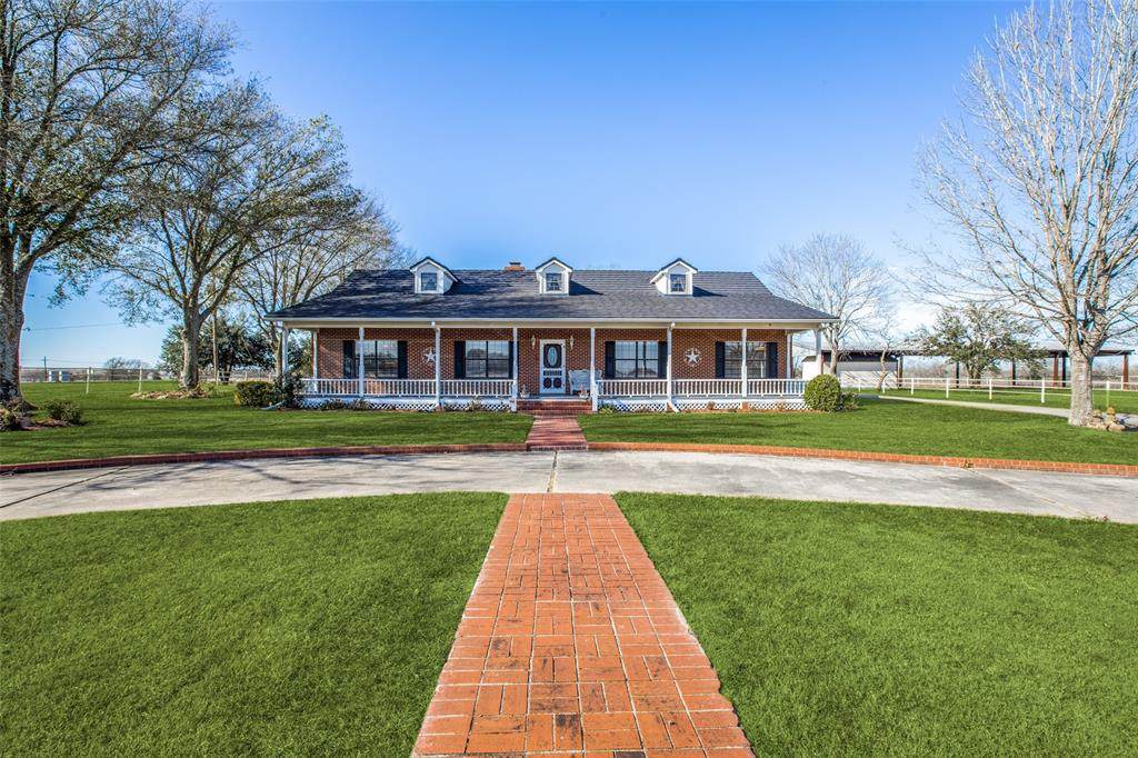 1248 Hwy 171 - Photo 1