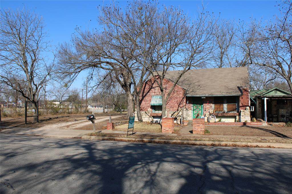 206 Harrell Street - Photo 1