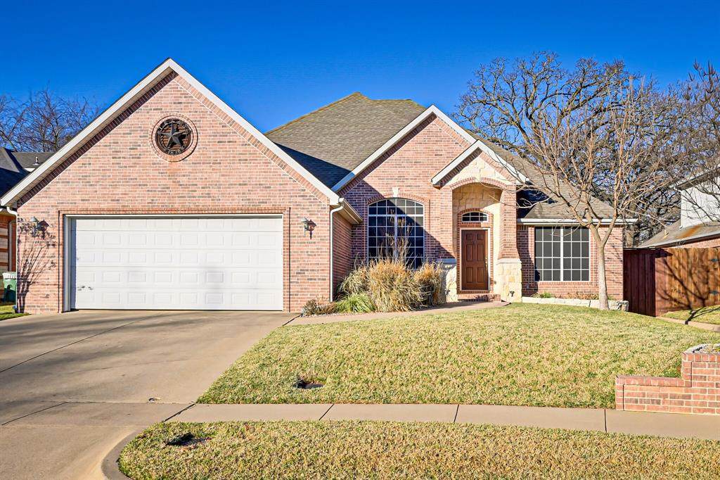7308 Heritage Oaks Court - Photo 1