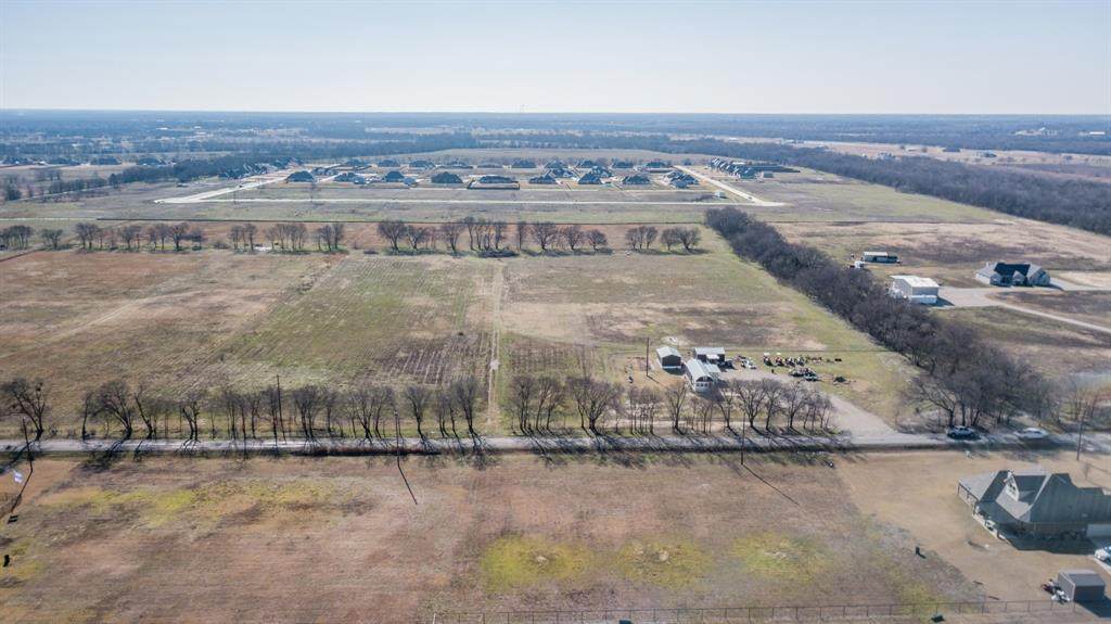 4847 County Road 2595 - Photo 1