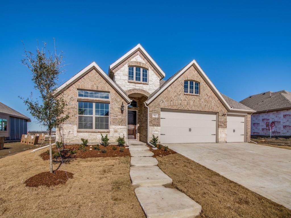 512 Redbud Drive - Photo 1