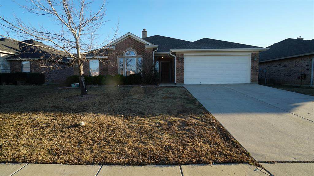 601 Stonegate Boulevard - Photo 1