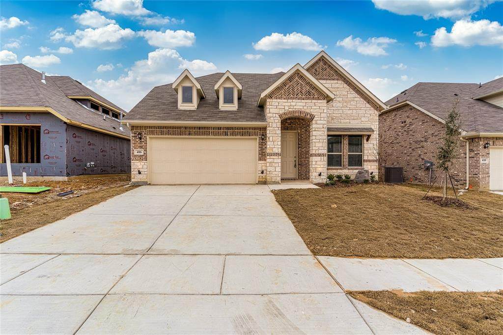 416 Charlie Court - Photo 1