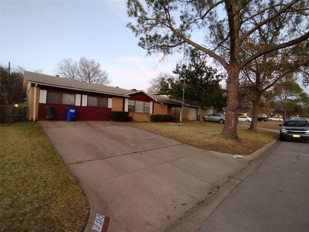 700 Pauline Street - Photo 1