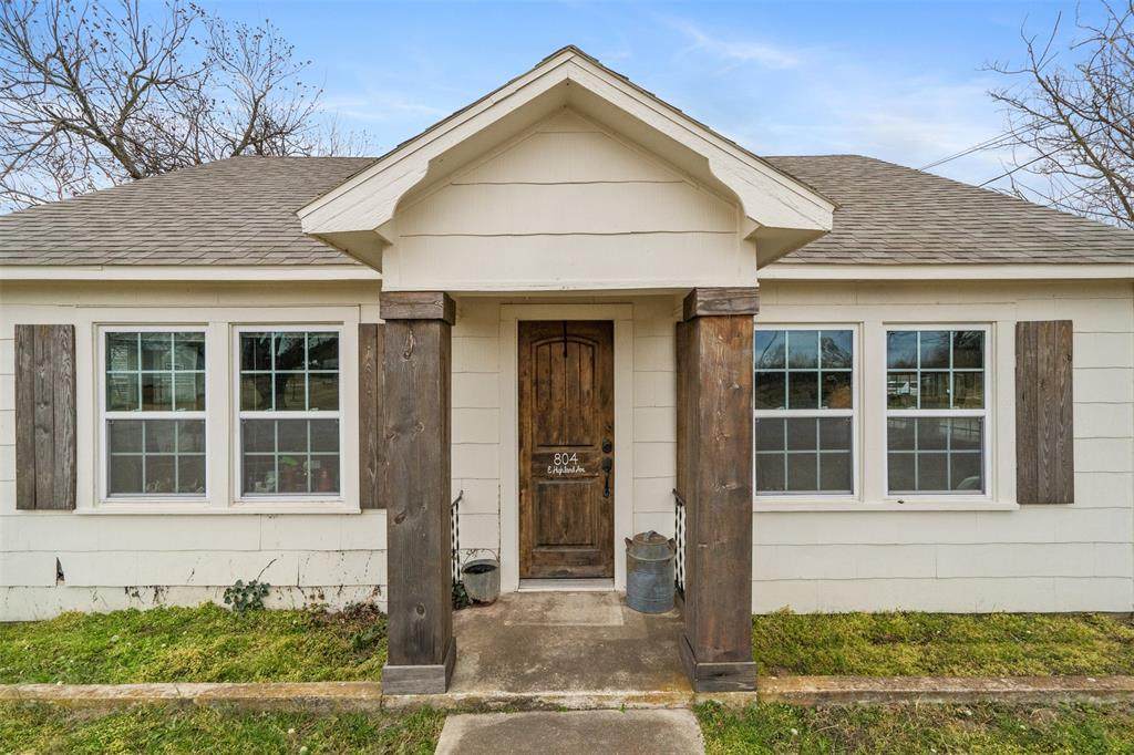 804 Highland Avenue - Photo 1