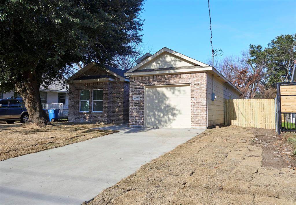 2307 Poplar Street - Photo 1
