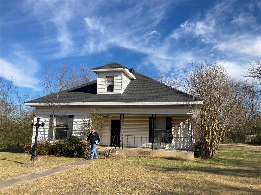 307 Branch Street - Photo 1