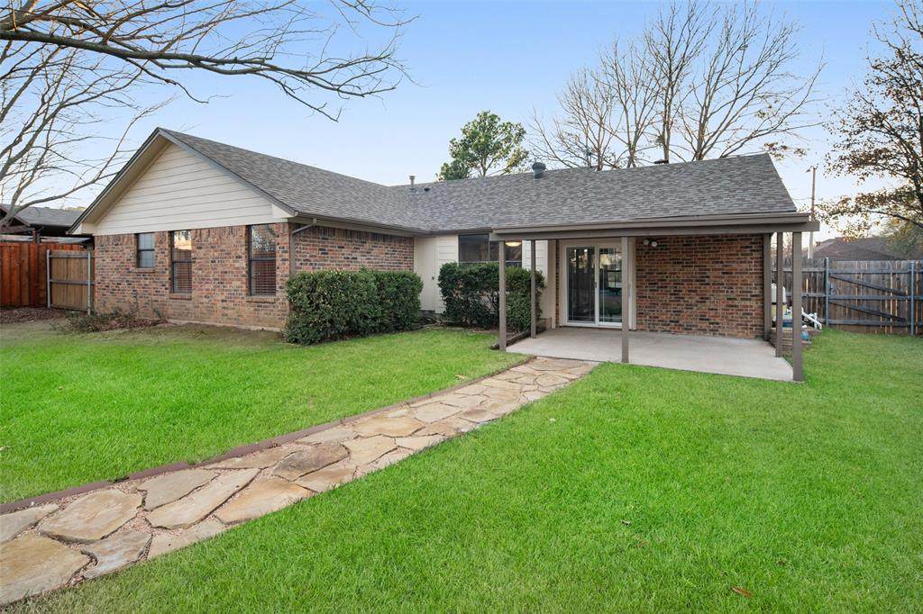 1809 Wisteria Street - Photo 1