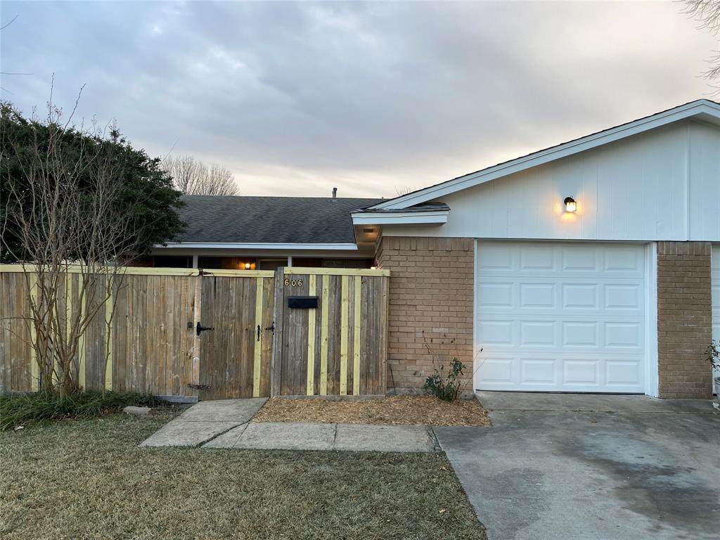 604 Royal Crest Drive - Photo 1