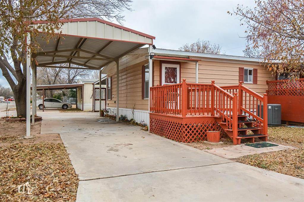 302 Western Hills Drive - Photo 1