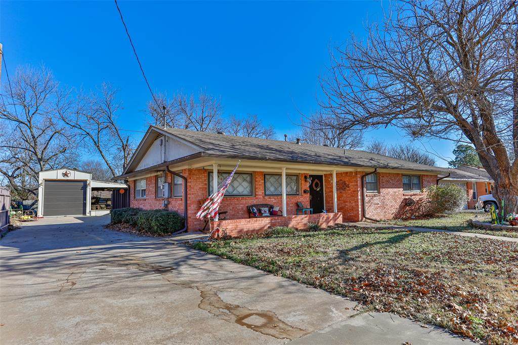 1208 Magnolia Street - Photo 1