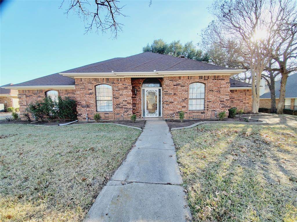 1006 Shady Oak Trail - Photo 1