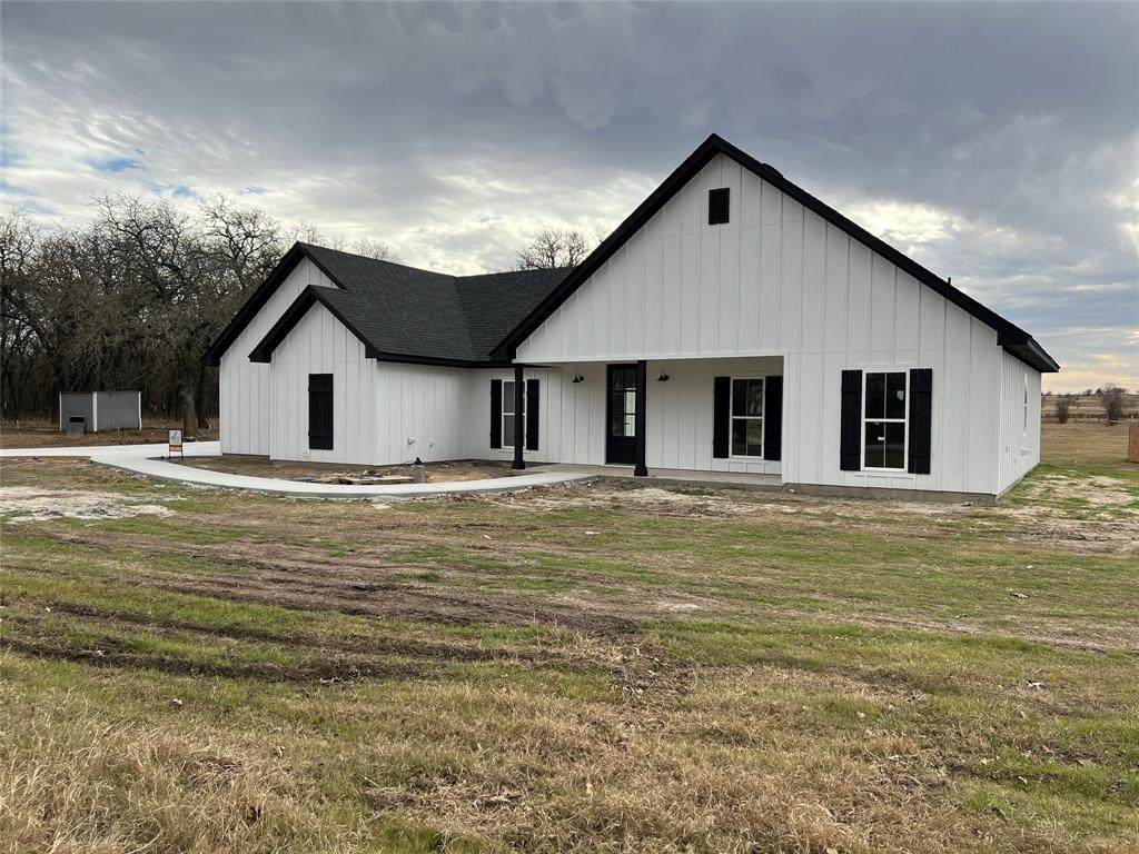 160 County Road 2630 - Photo 1