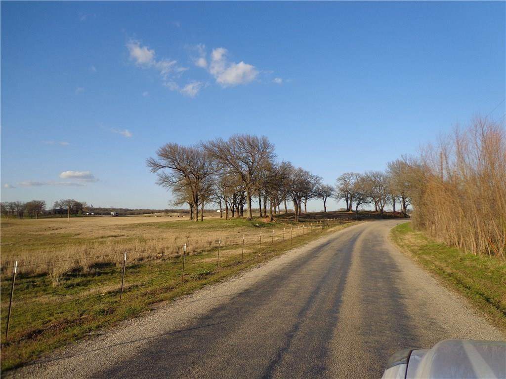 922 County Road 1590 - Photo 1
