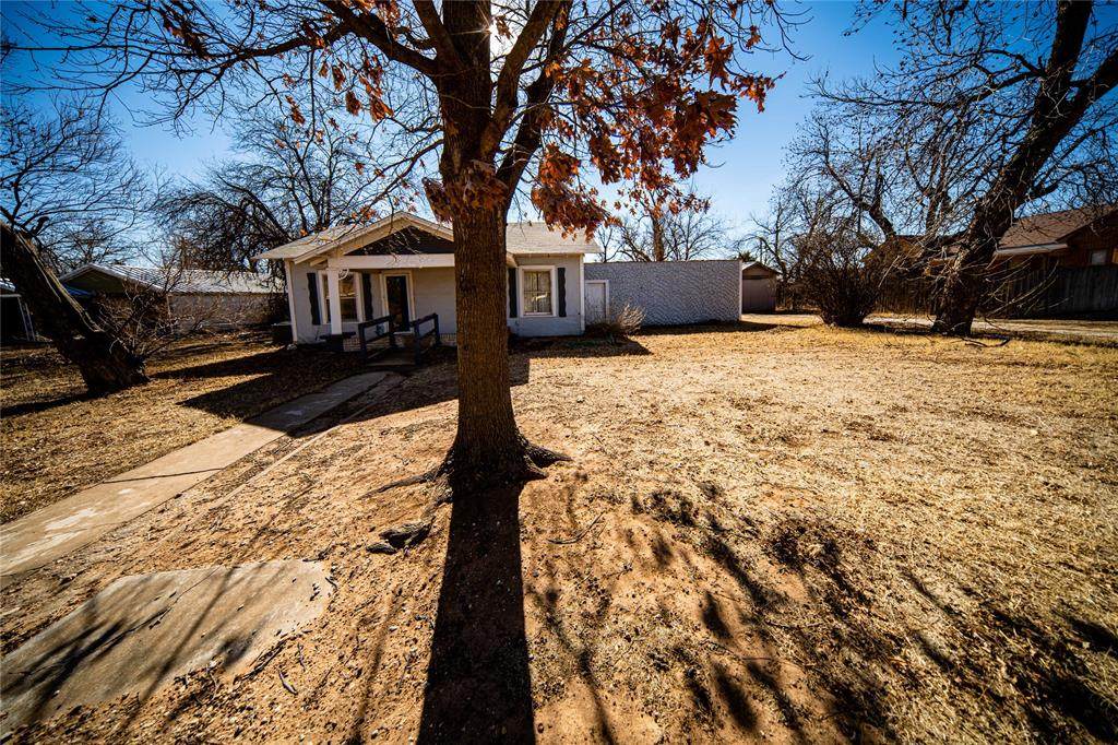 207 2nd Street - Photo 1