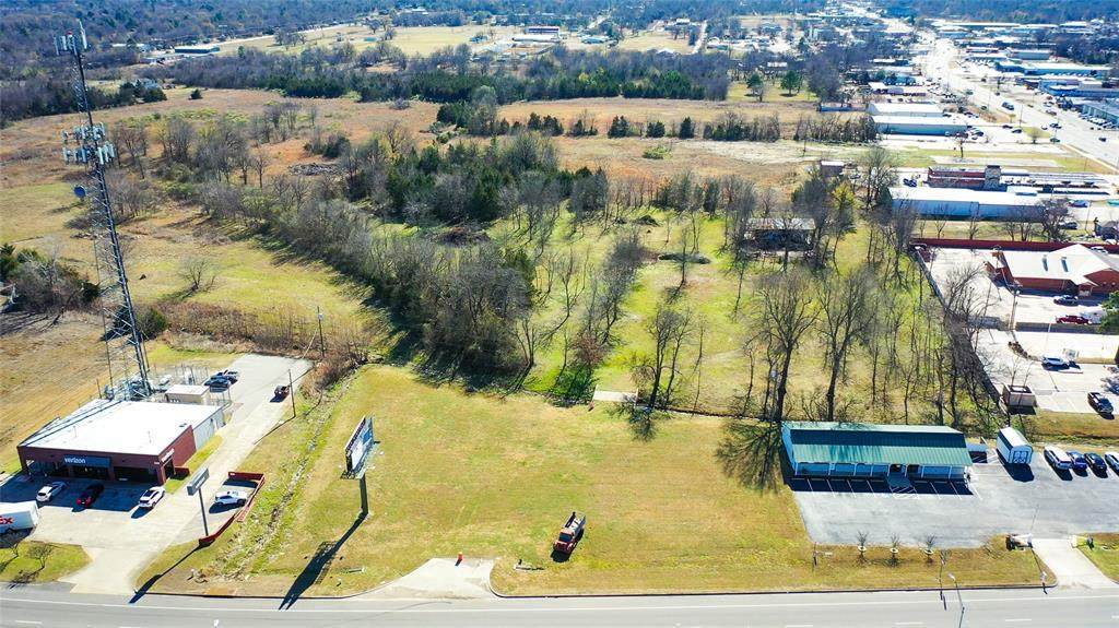 2400 Main Street - Photo 1