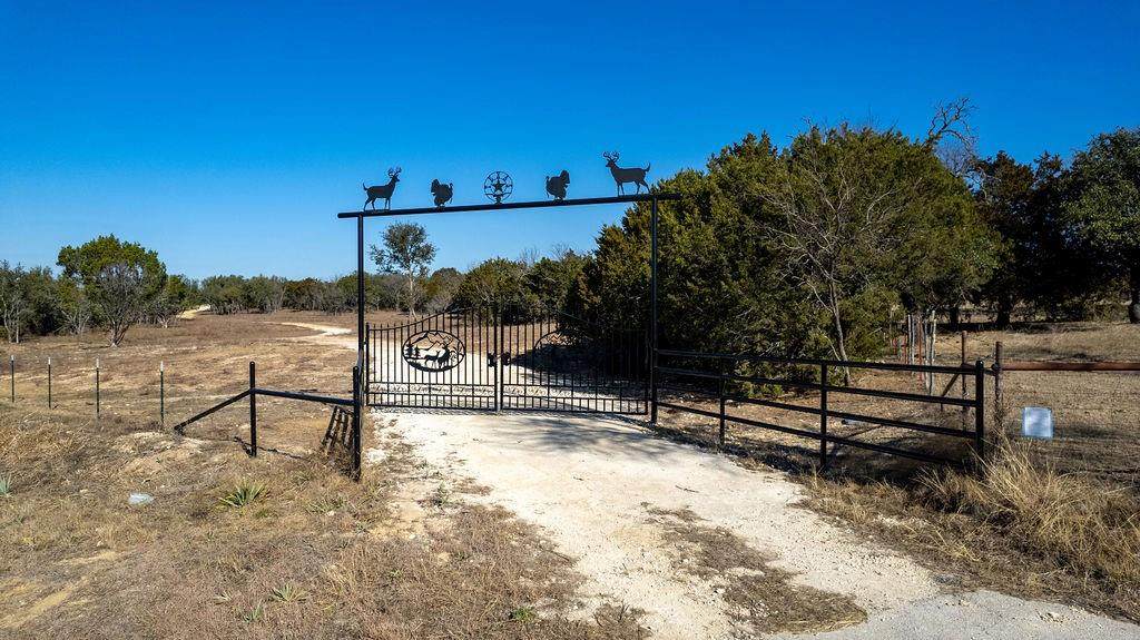 1551 Hwy 84 - Photo 1