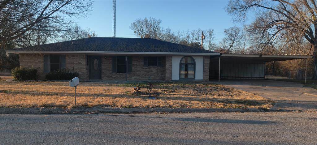 608 Donna Circle - Photo 1