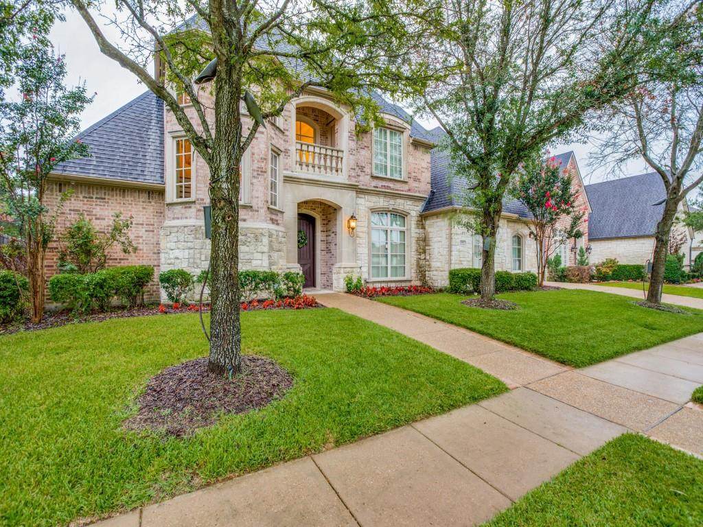 810 Belclaire Circle - Photo 1