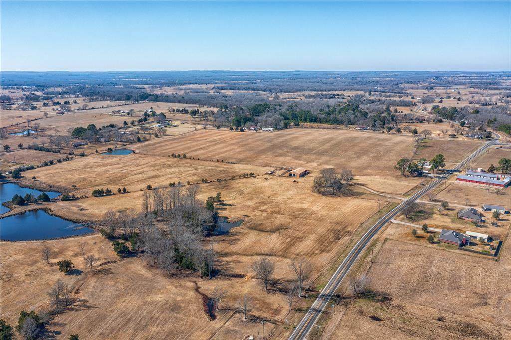 12863 Fm 858 - Photo 1