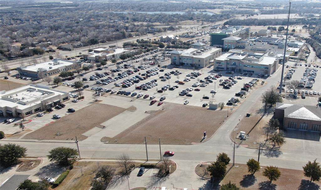 910 Rockwall Parkway - Photo 1
