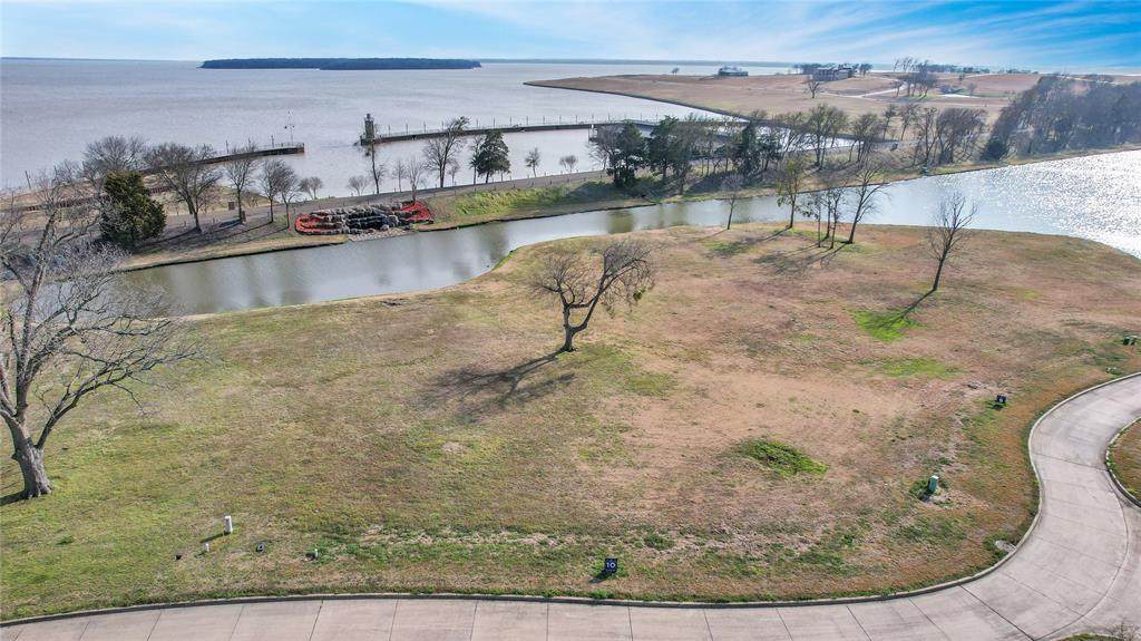 125 Pond Trail - Photo 1
