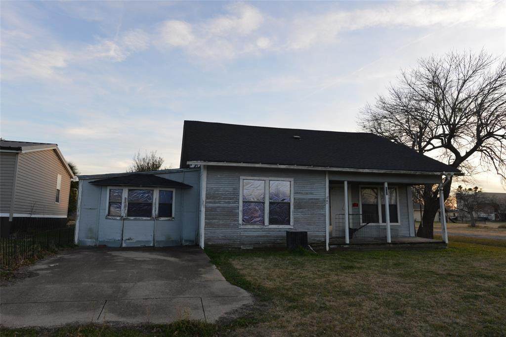 200 Pace Street - Photo 1