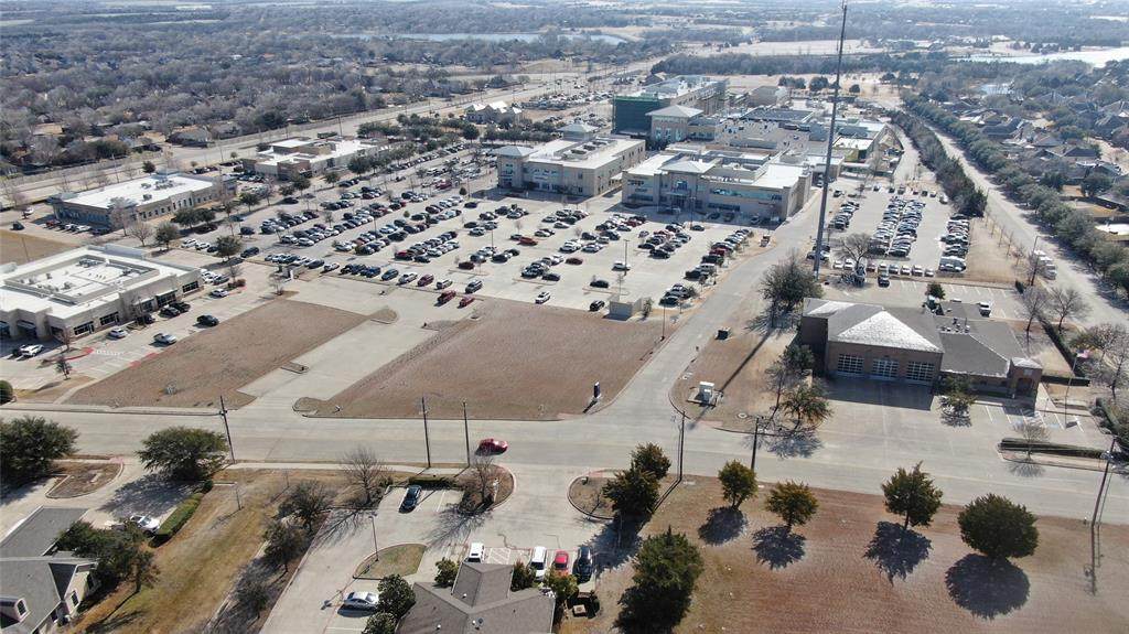 910 Rockwall Parkway - Photo 1