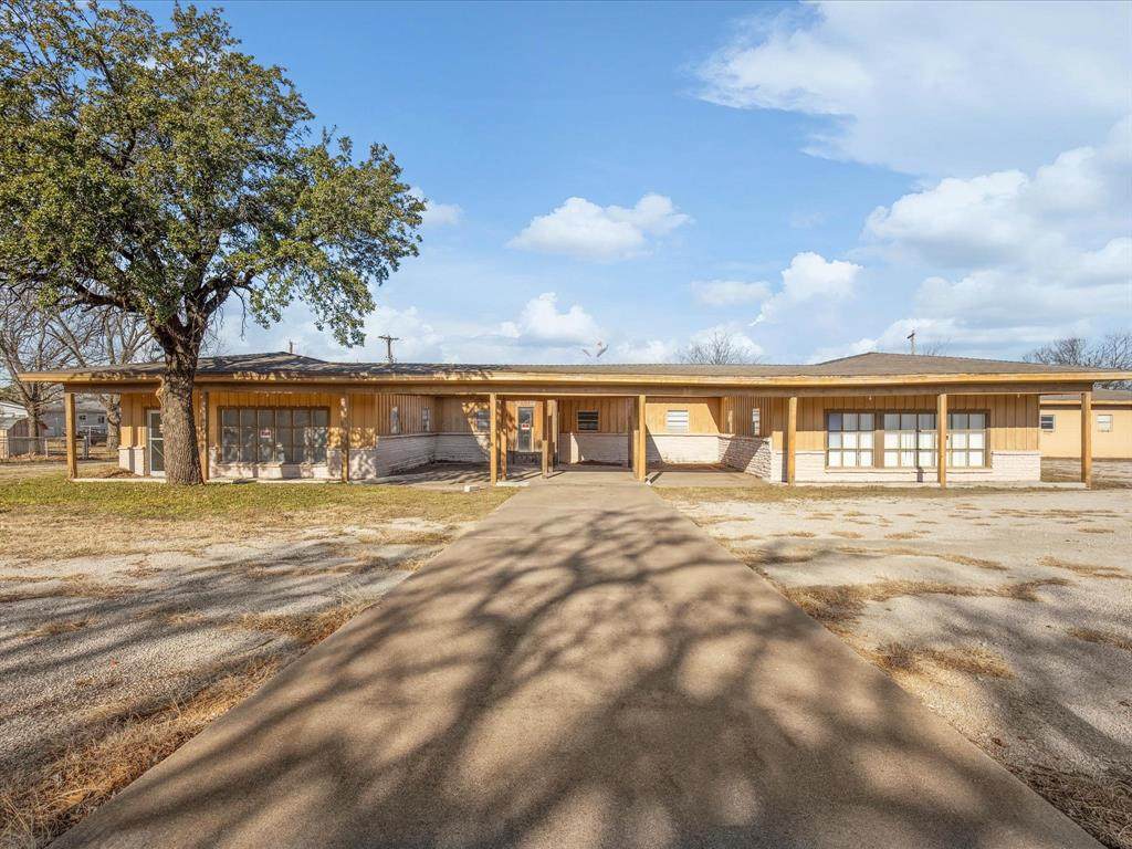 2105 16th Street - Photo 1