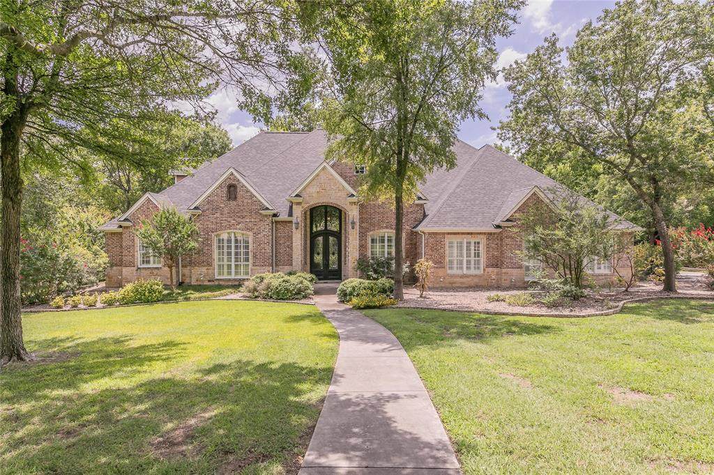 384 Creek Bend Drive - Photo 1