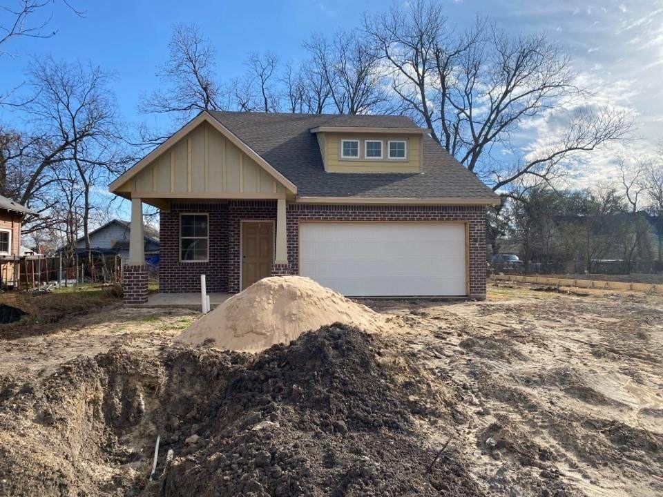 2903 Anderson Street - Photo 1