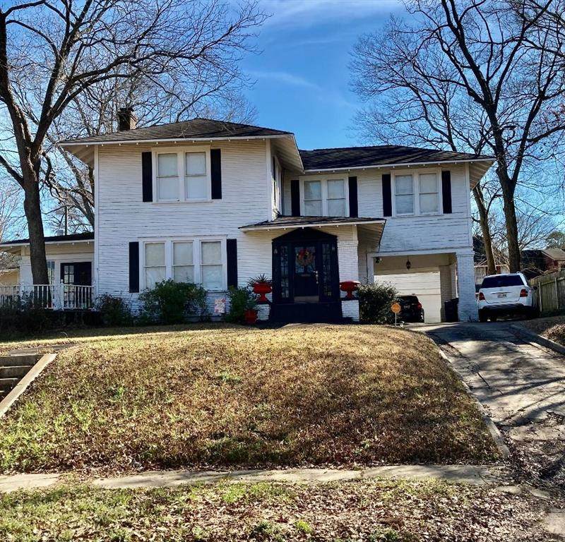 533 Atkins Avenue - Photo 1