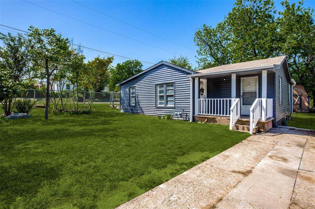 2501 Dundee Avenue - Photo 1