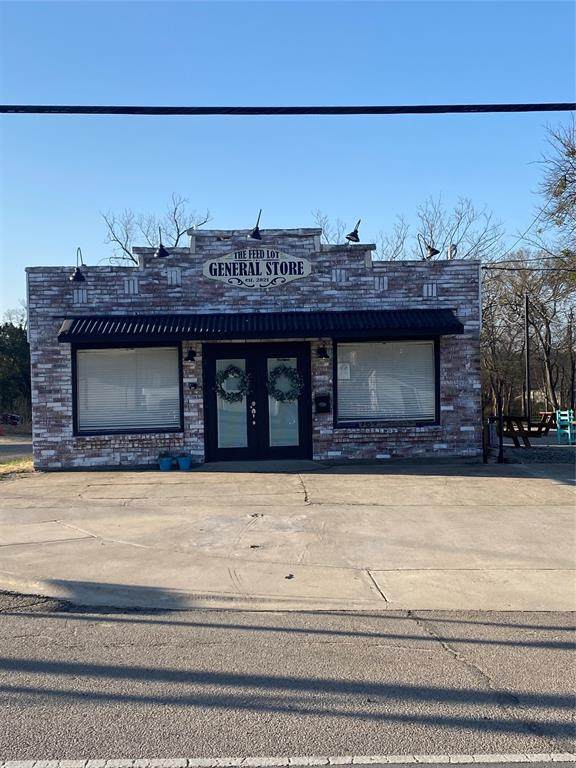 711 Sam Rayburn - Photo 1