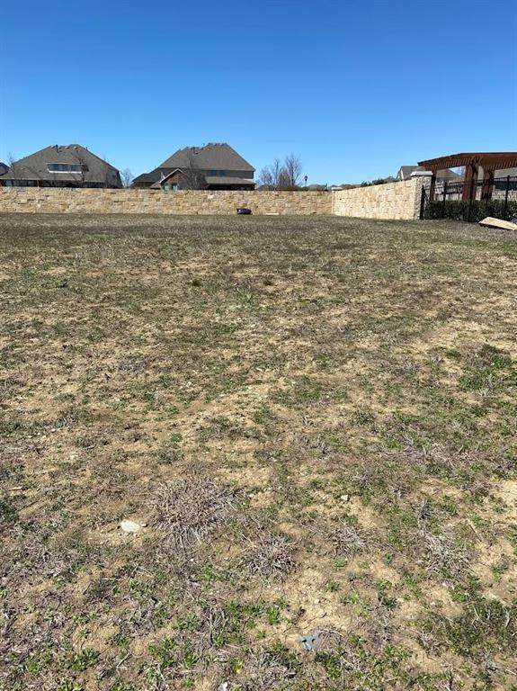 1200 Knoll Crest Drive - Photo 1