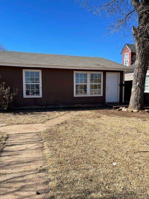 826 Poplar Street - Photo 1