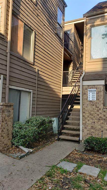 9809 Walnut Street - Photo 1