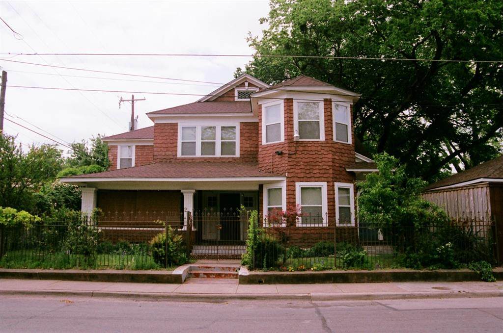 203 Colson Street - Photo 1
