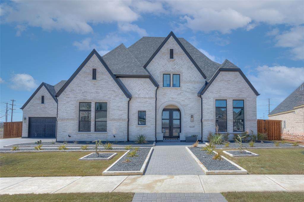 5639 Edmonton Avenue - Photo 1
