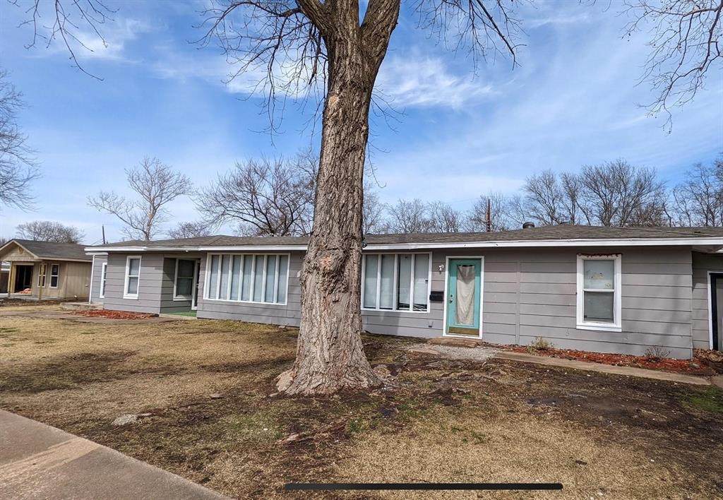 124 Vandenburg Drive - Photo 1