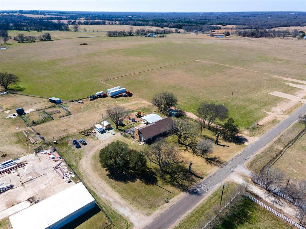 1919 Vz County Road 3103 - Photo 1
