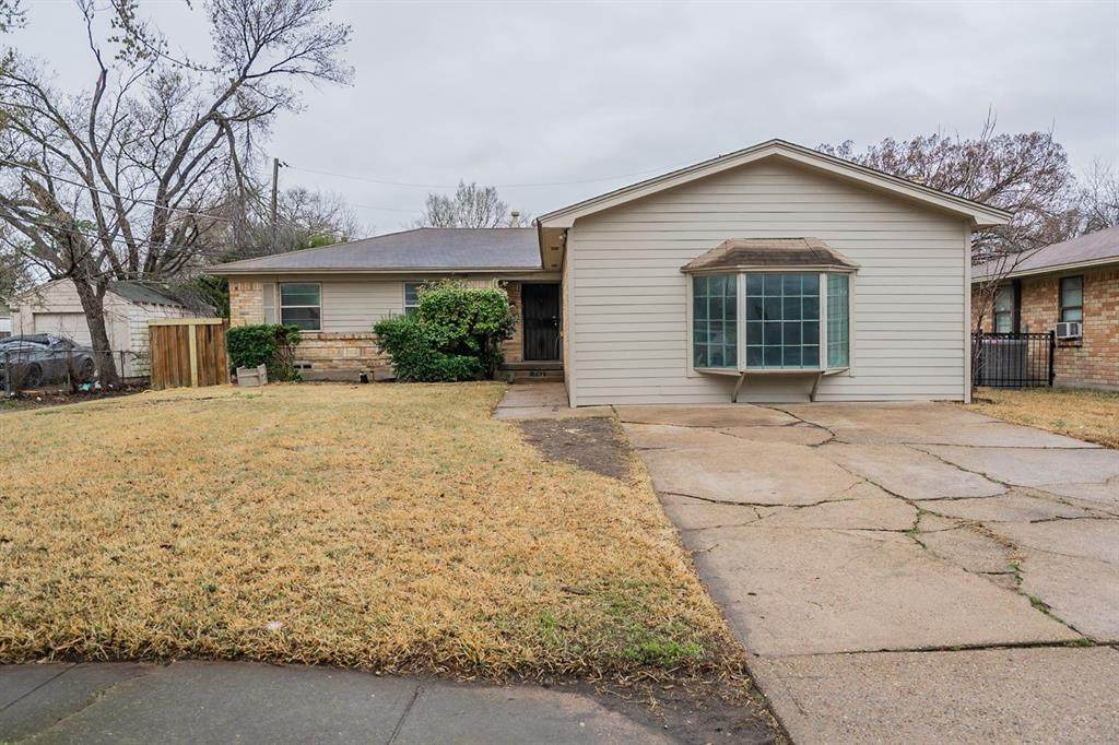 1741 Oak Hill Circle - Photo 1