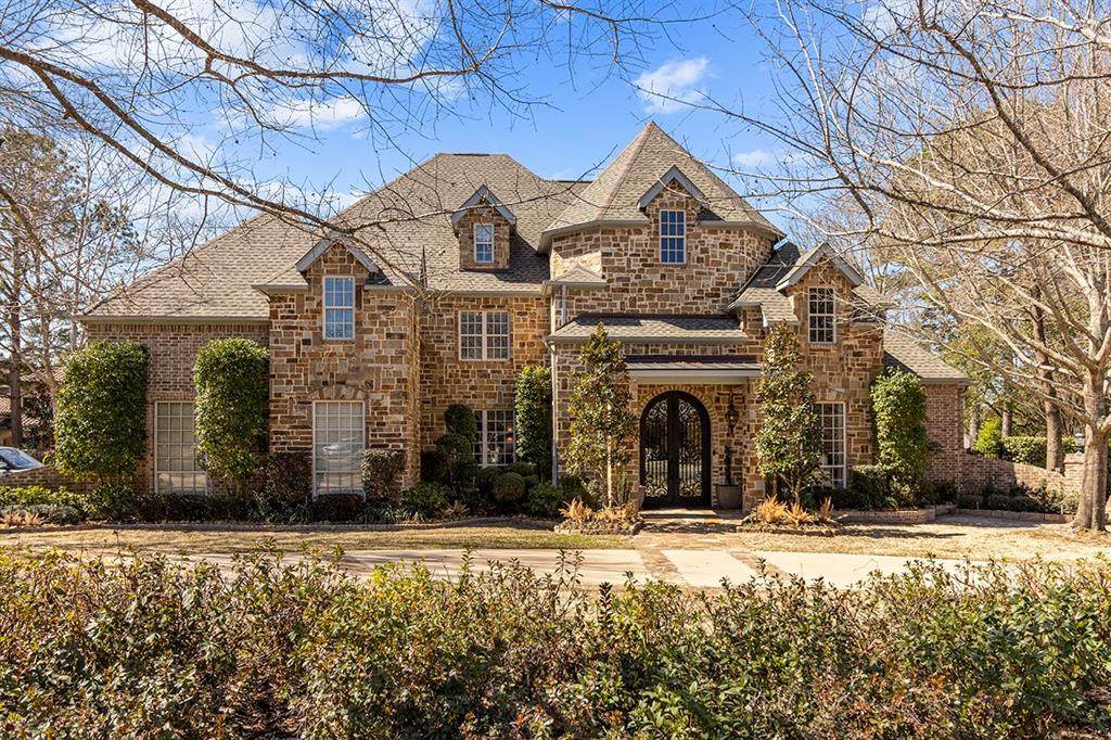 1950 Stonegate Circle - Photo 1